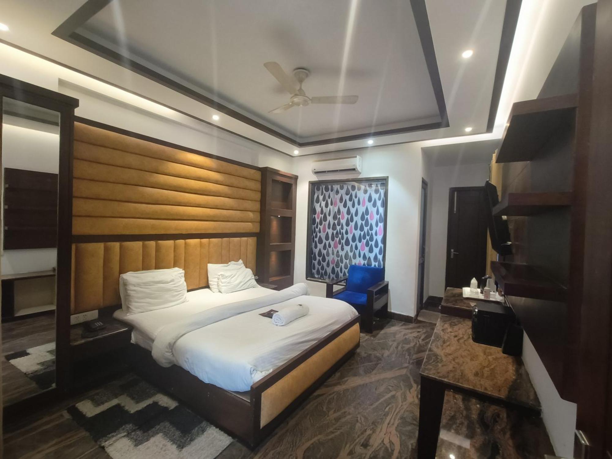 Jjk Rukmini Vilas Hotel & Banquet Muzaffarpur Exterior photo